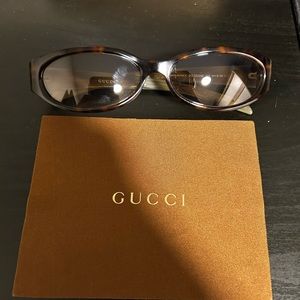 AUTHENTIC  GUCCI  GG 2522/S  5T6  SUNGLASSES  SIZE: 54-15-130